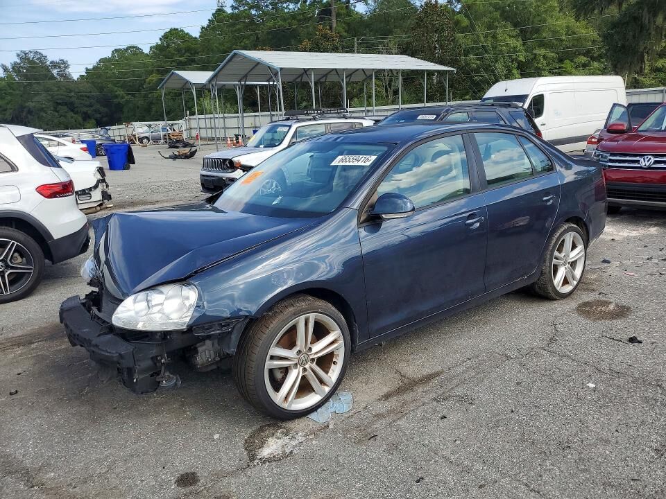 2010 VOLKSWAGEN Jetta