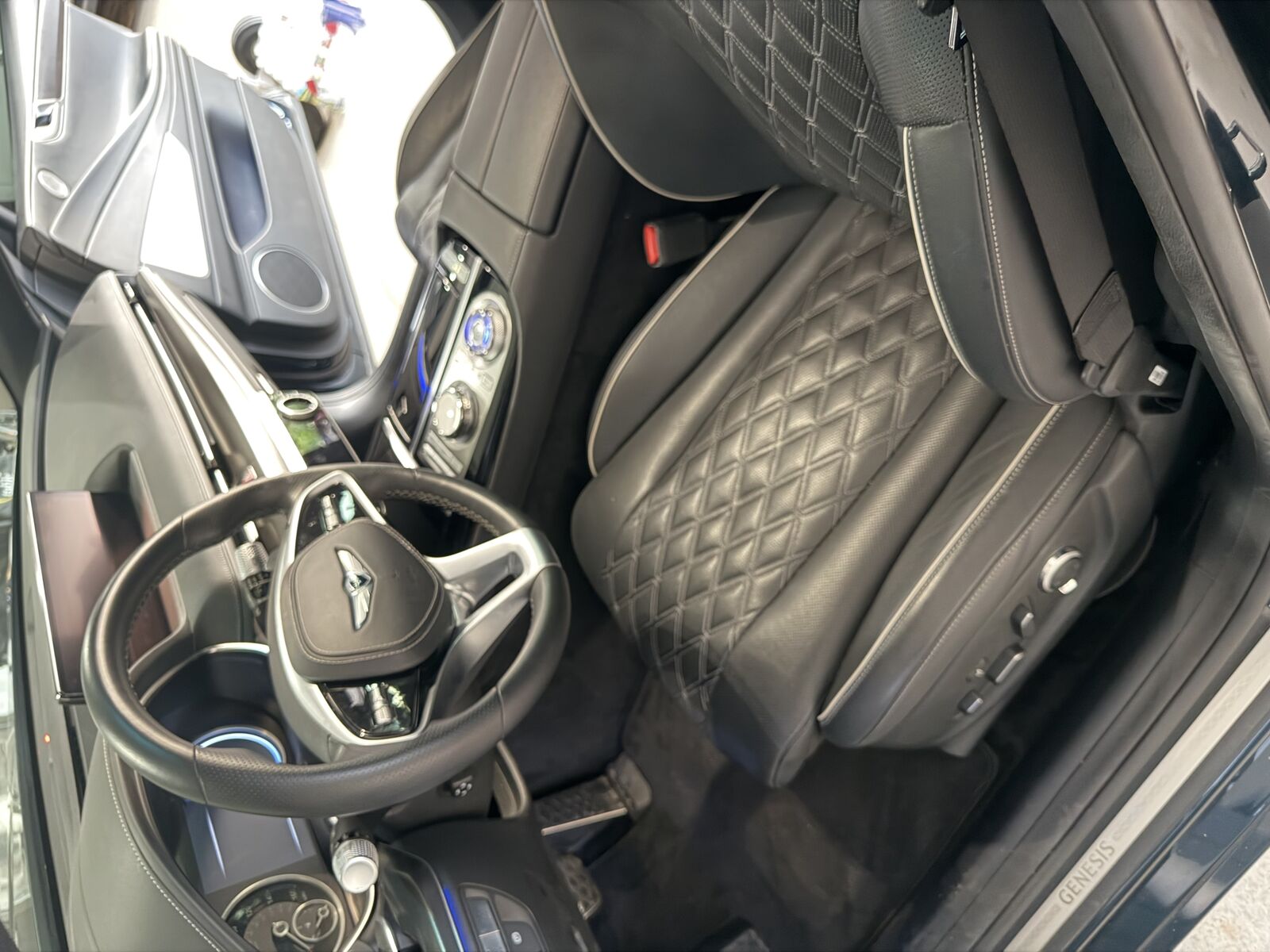 2024 GENESIS G80
