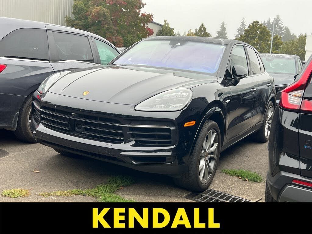 2019 PORSCHE Cayenne