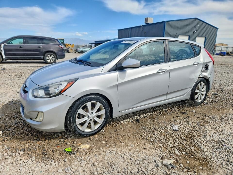 2012 HYUNDAI Accent