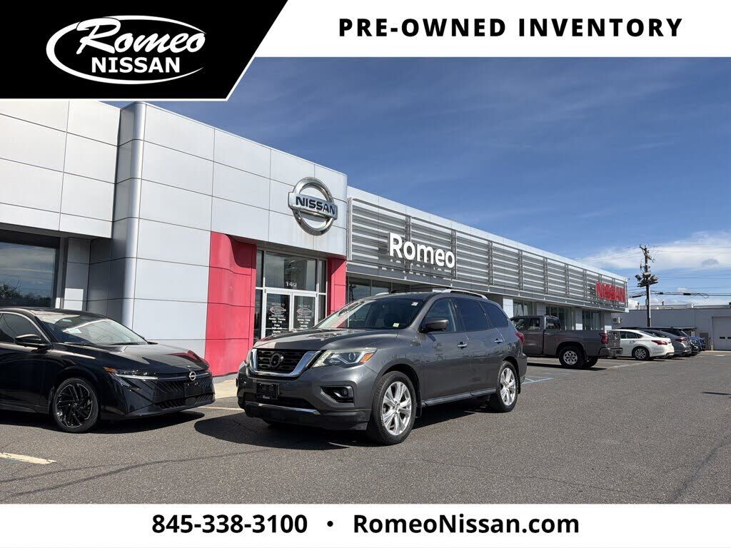 2018 NISSAN Pathfinder