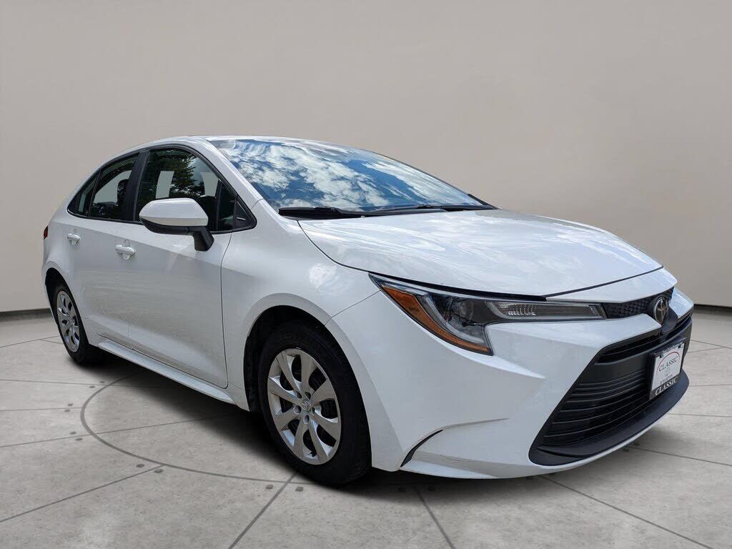 2024 TOYOTA Corolla