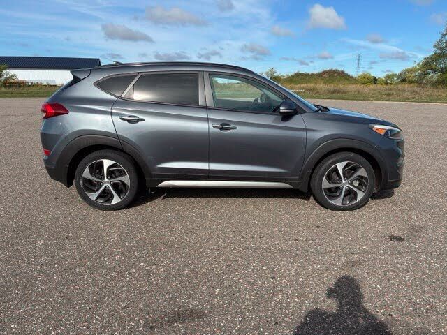 2017 HYUNDAI Tucson