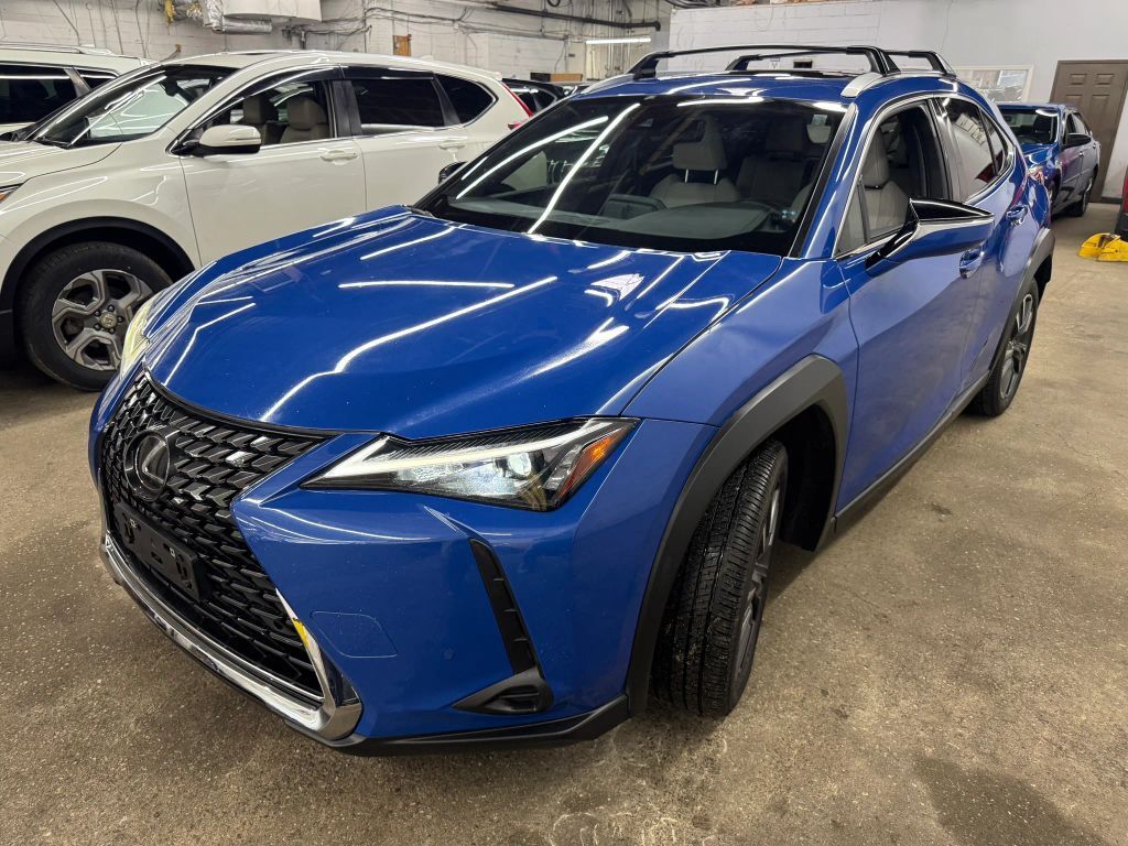 2023 LEXUS UX