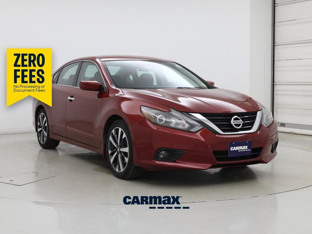 2017 NISSAN Altima