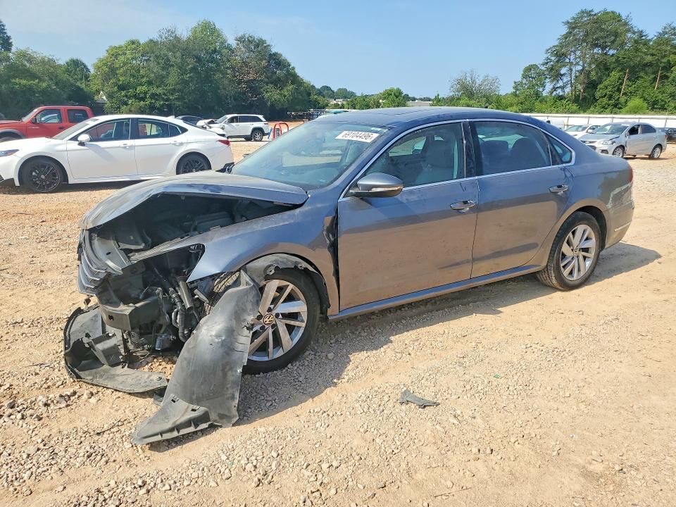 2018 VOLKSWAGEN Passat