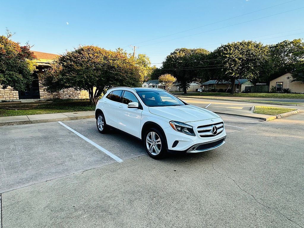 2015 MERCEDES-BENZ GLA-Class