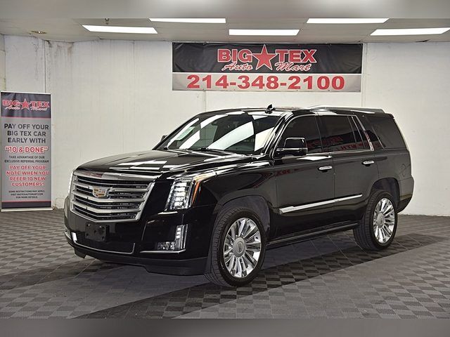 2017 CADILLAC Escalade