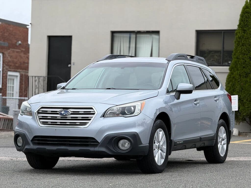 2015 SUBARU Outback