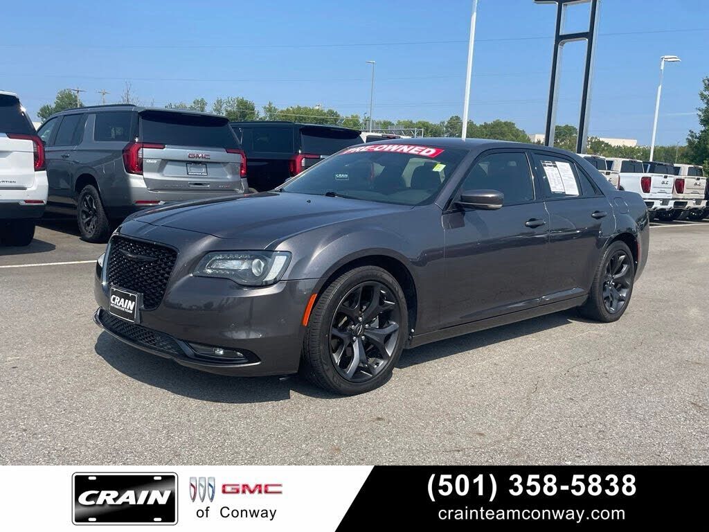 2021 CHRYSLER 300