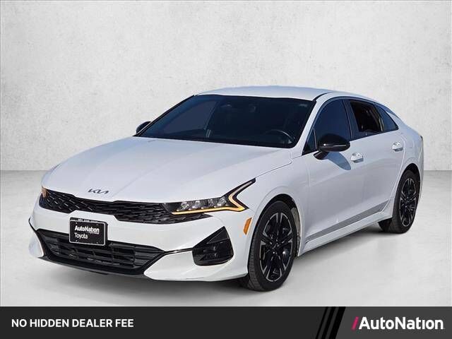 2022 KIA K5