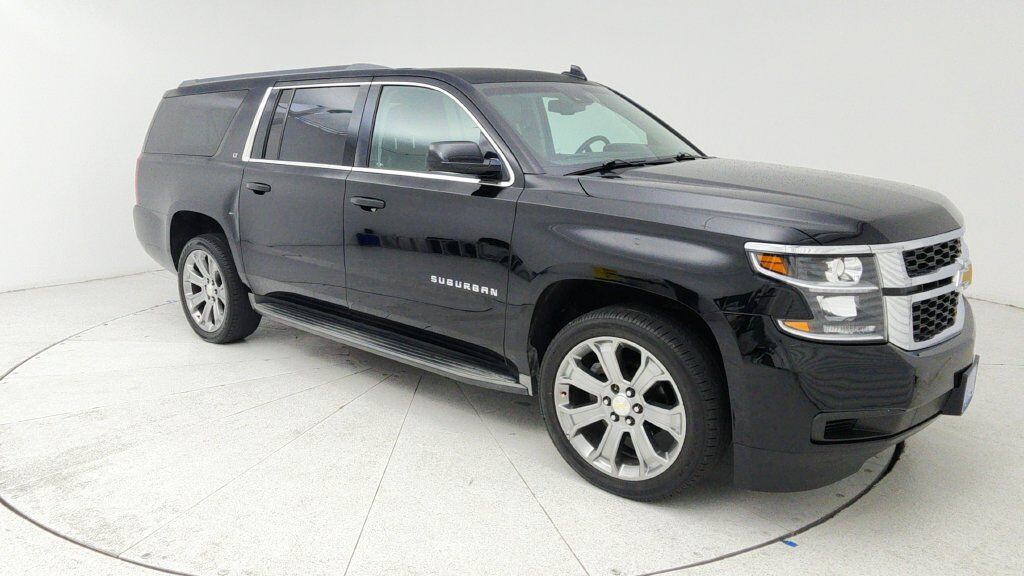 2016 CHEVROLET Suburban