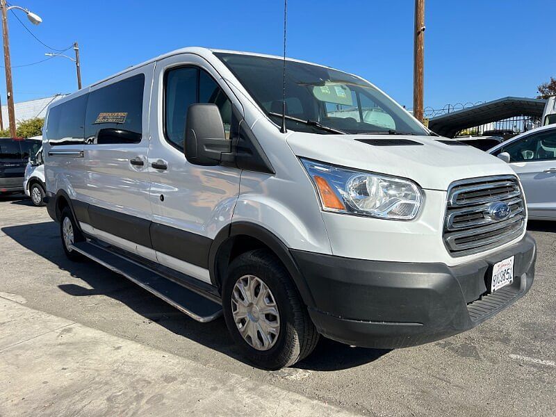 2019 FORD Transit