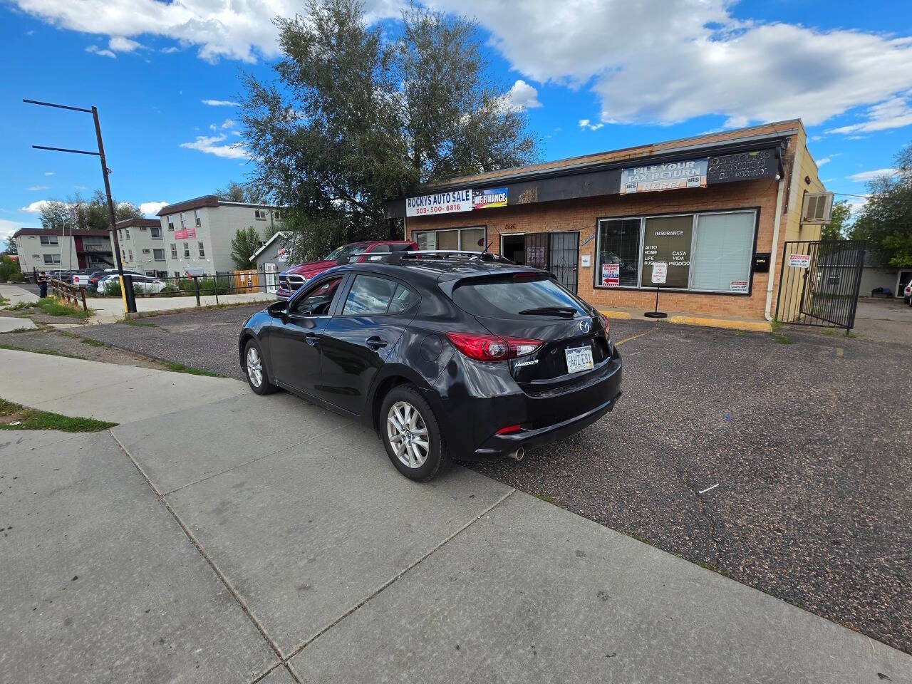 2017 MAZDA Mazda3