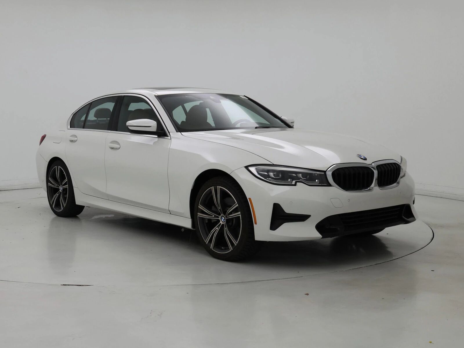 2021 BMW 330i