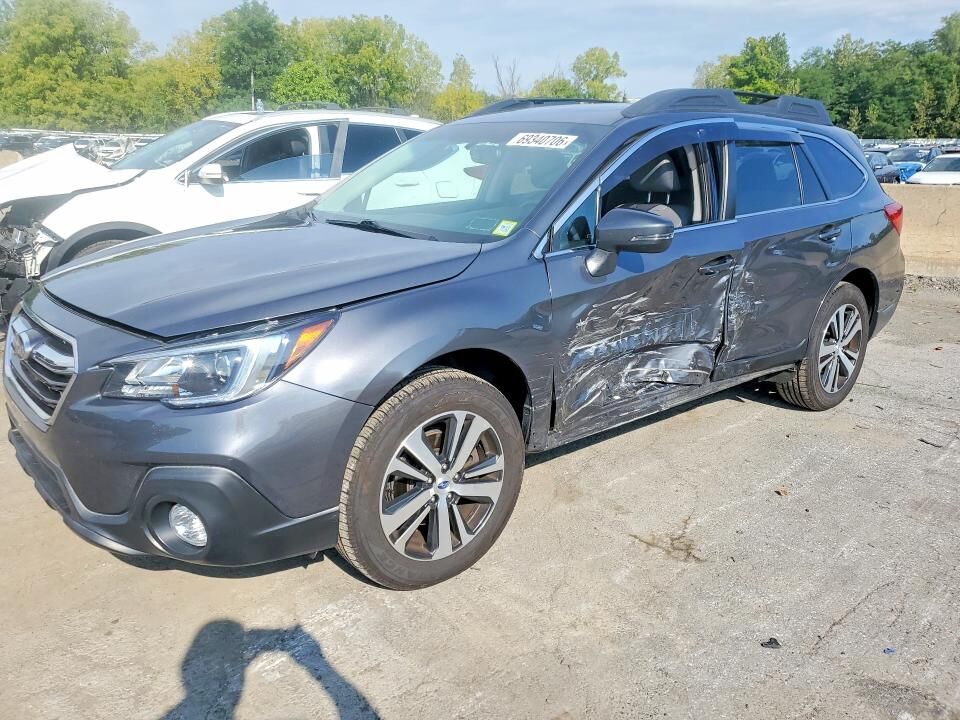2018 SUBARU Outback
