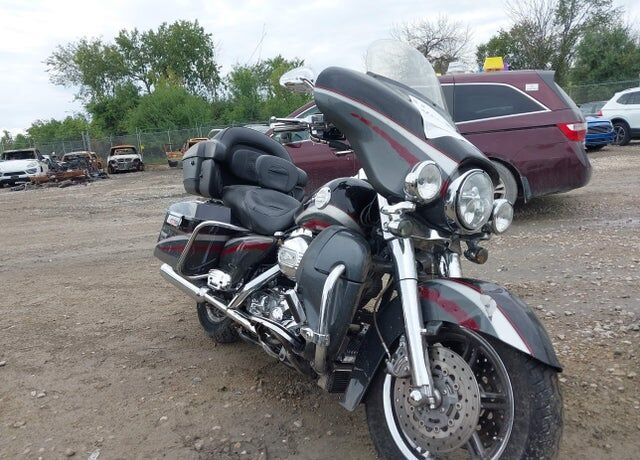 2006 HARLEY DAVIDSON CVO Ultra Classic Electra Glide
