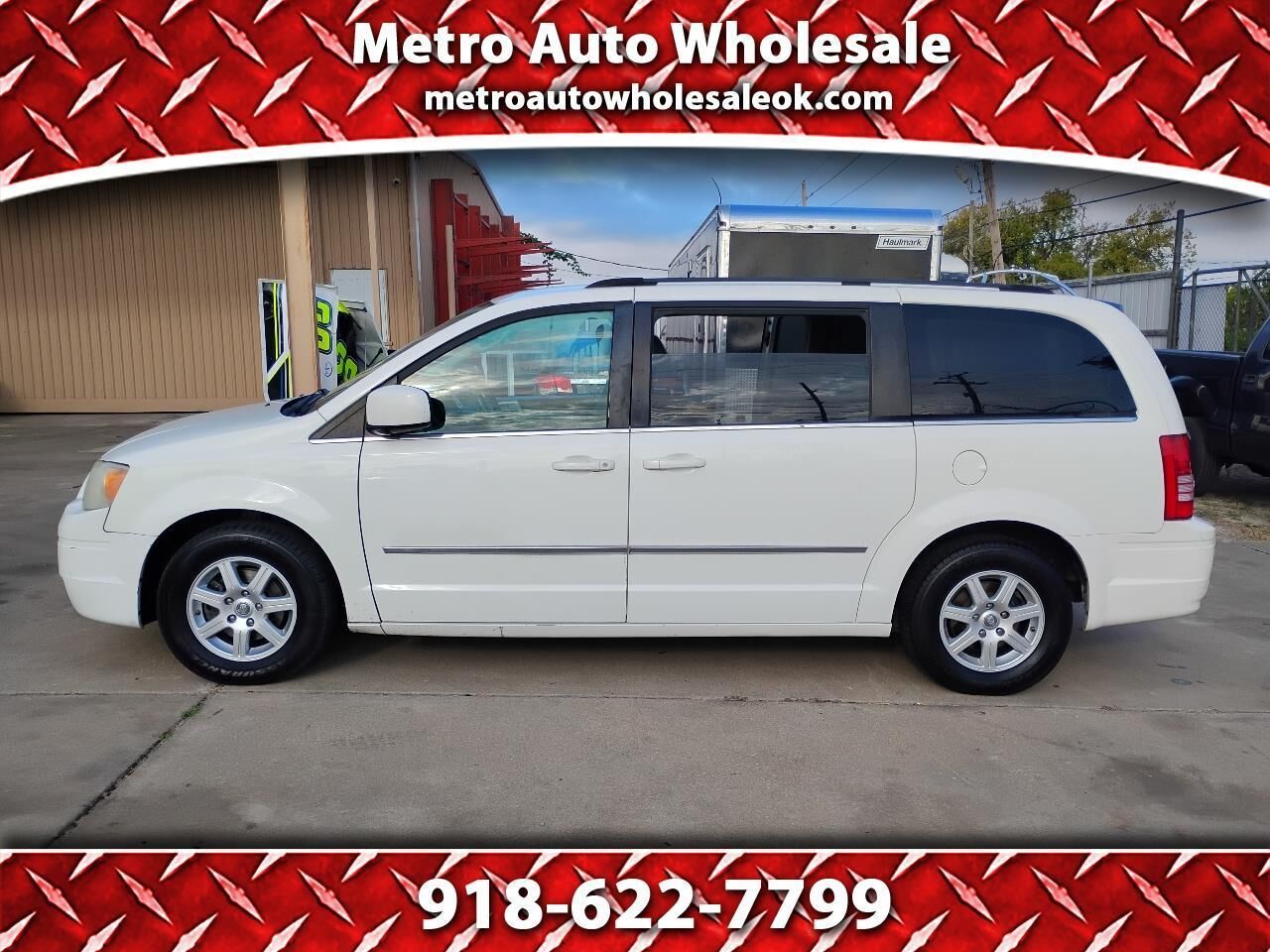 2010 CHRYSLER Town and Country
