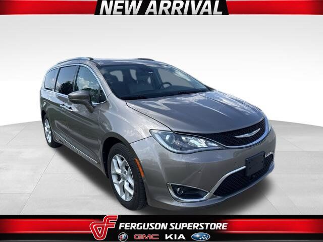 2018 CHRYSLER Pacifica