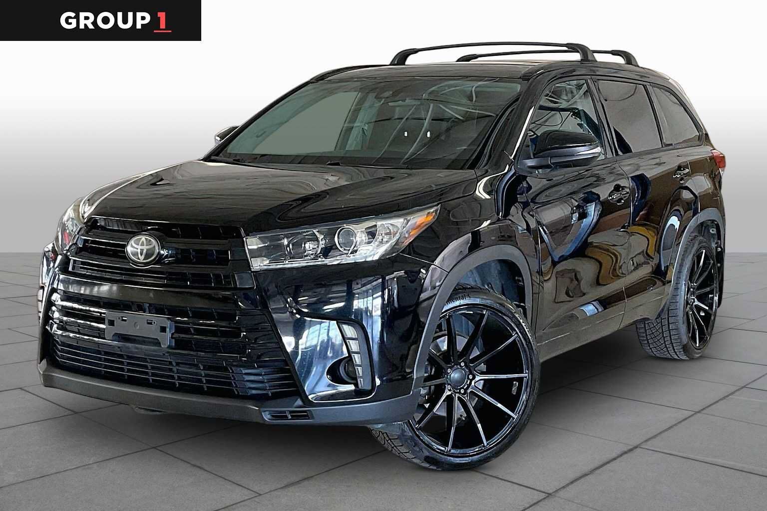 2017 TOYOTA Highlander