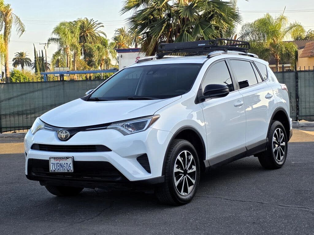 2017 TOYOTA RAV4