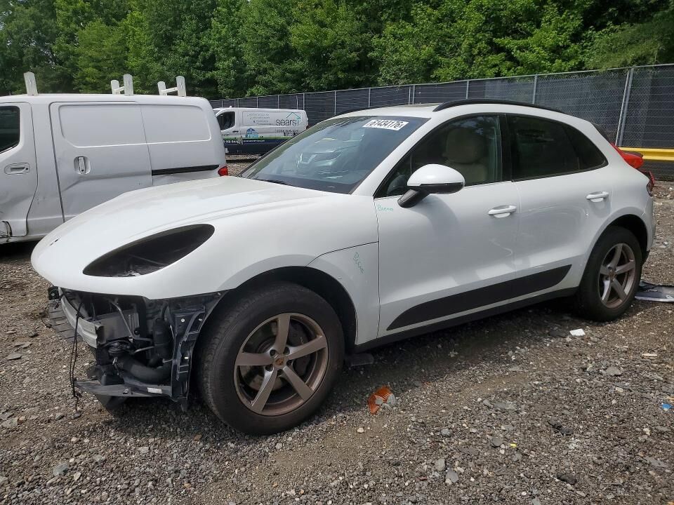 2021 PORSCHE Macan