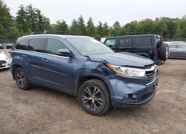 2016 TOYOTA Highlander
