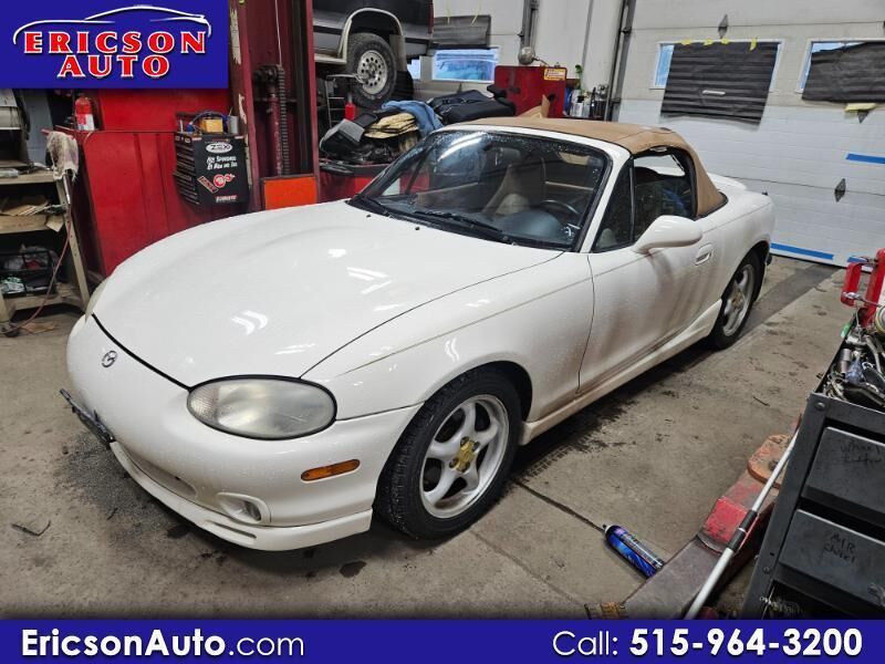 2000 MAZDA MX-5