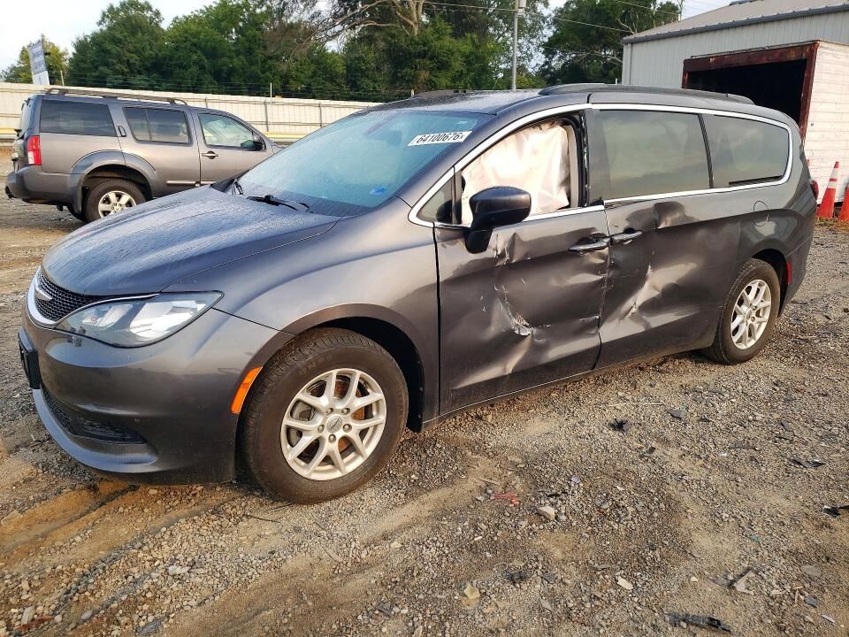 2021 CHRYSLER Voyager