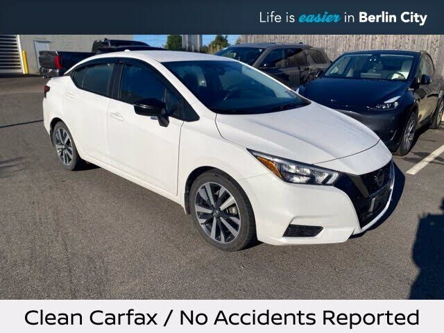 2022 NISSAN Versa