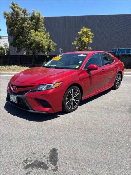 2019 TOYOTA Camry