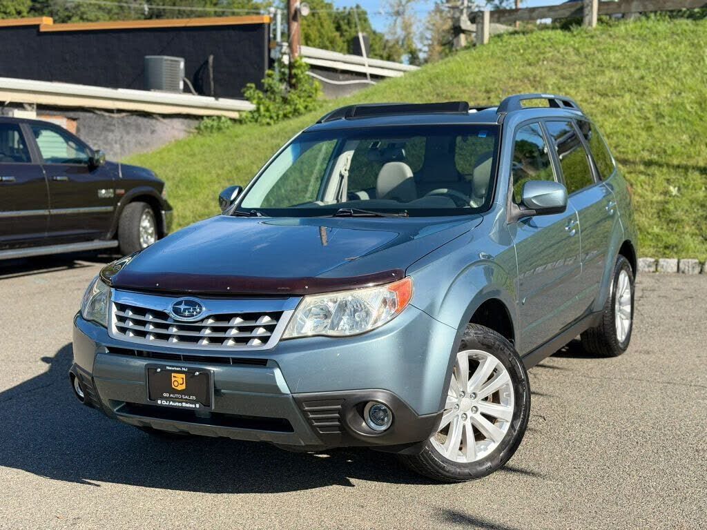 2013 SUBARU Forester