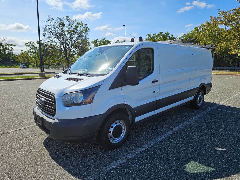 2018 FORD Transit