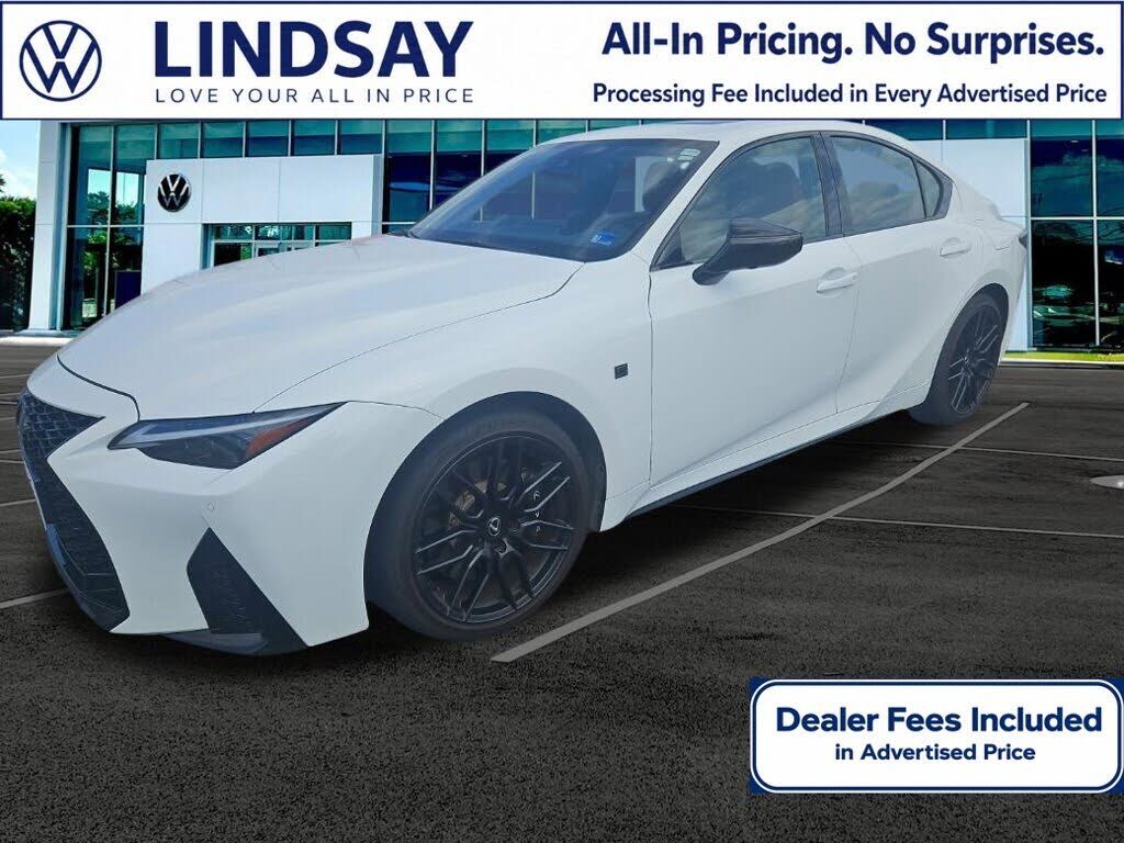 2024 LEXUS IS