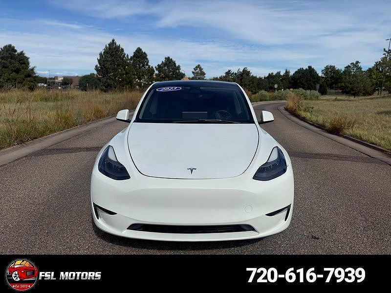 2023 TESLA Model Y