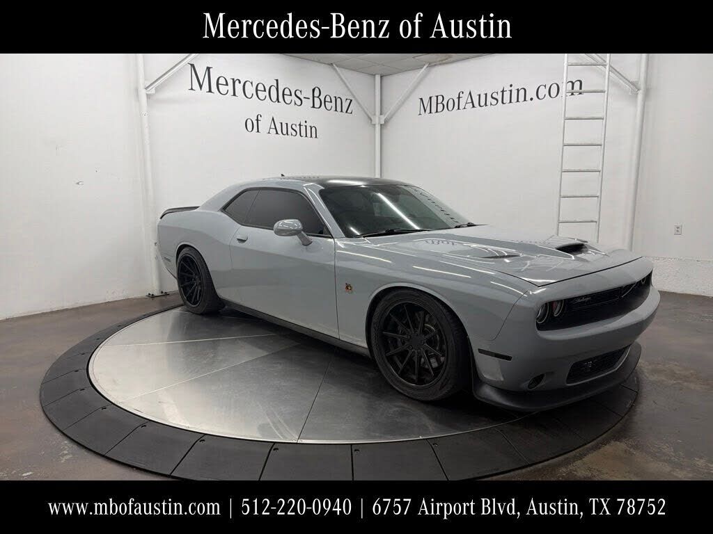 2021 DODGE Challenger