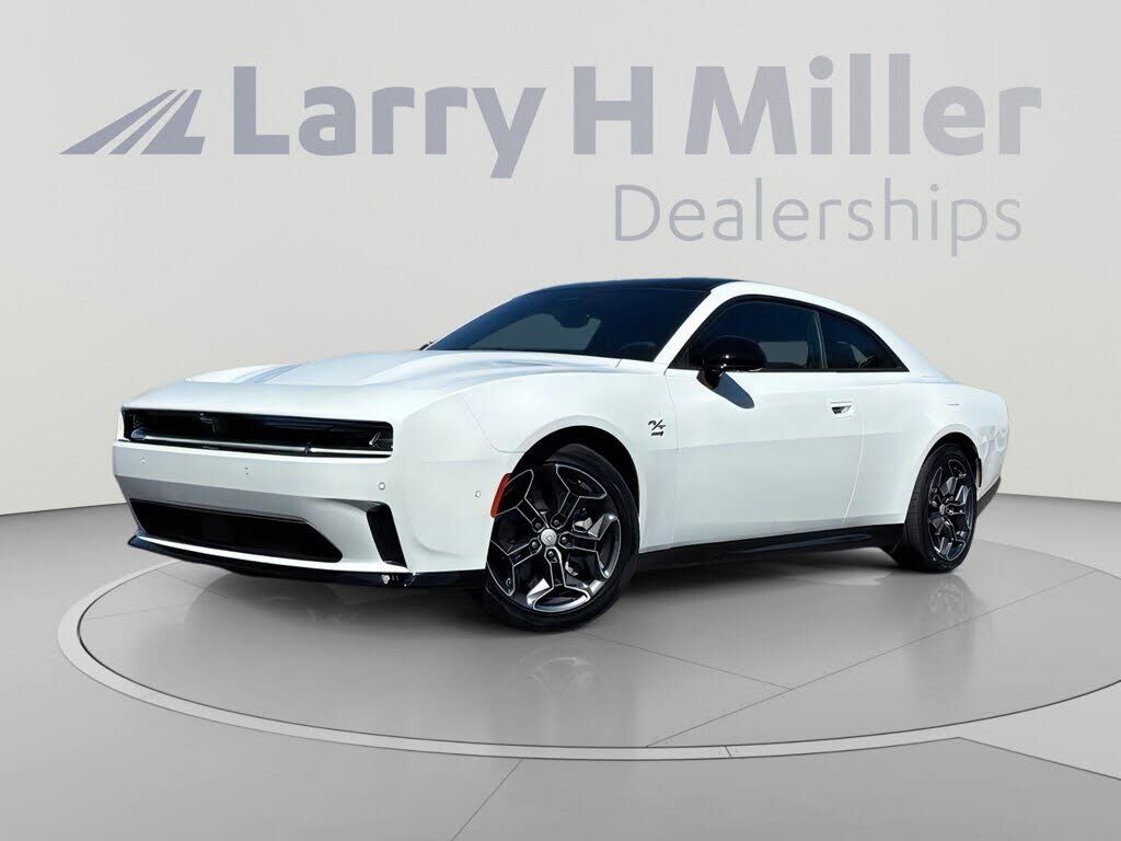 2024 DODGE Charger