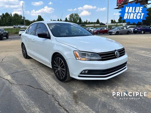 2016 VOLKSWAGEN Jetta