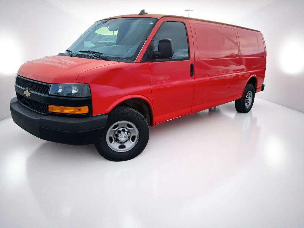 2018 CHEVROLET Express