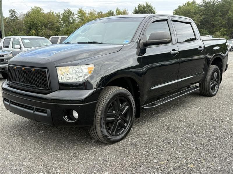 2013 TOYOTA Tundra