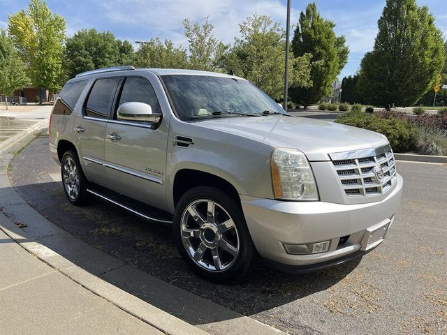 2010 CADILLAC Escalade
