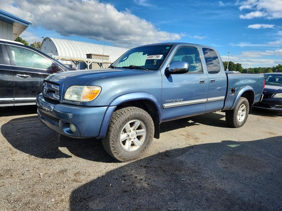 2005 TOYOTA Tundra