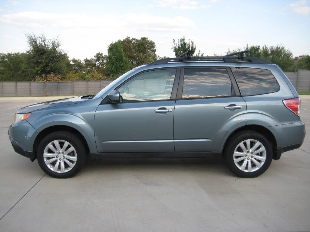 2012 SUBARU Forester