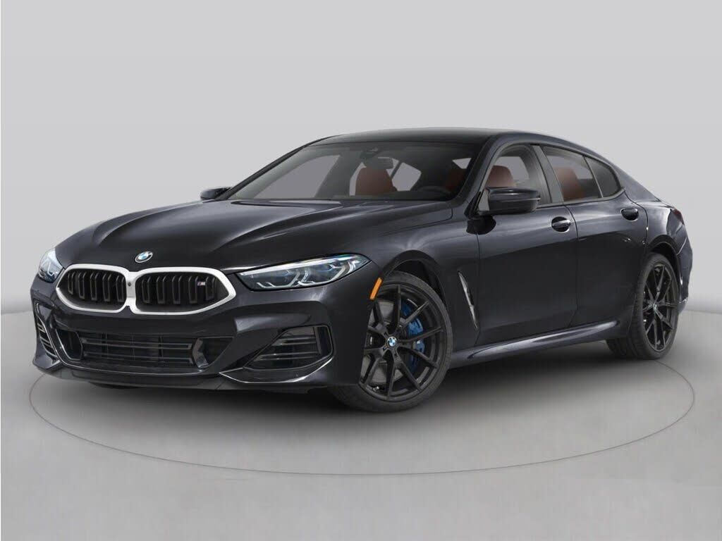2023 BMW M8