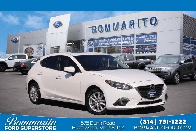 2015 MAZDA Mazda3