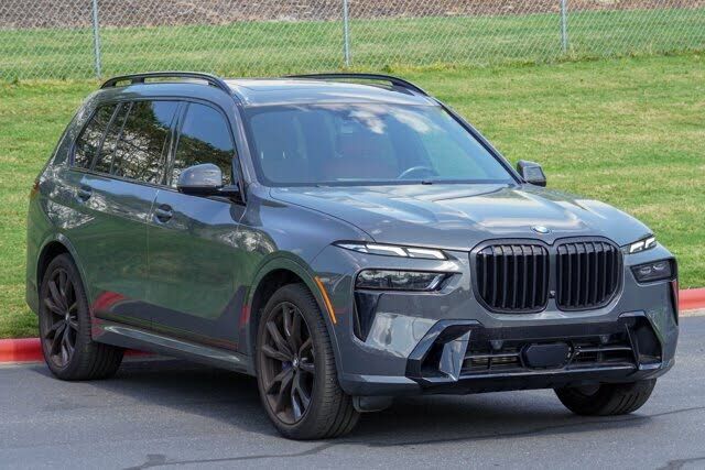 2024 BMW X7