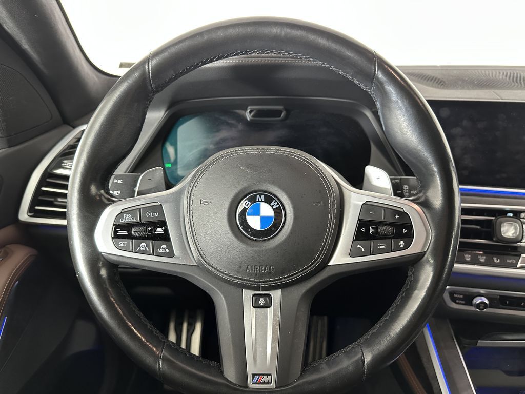 2022 BMW X7