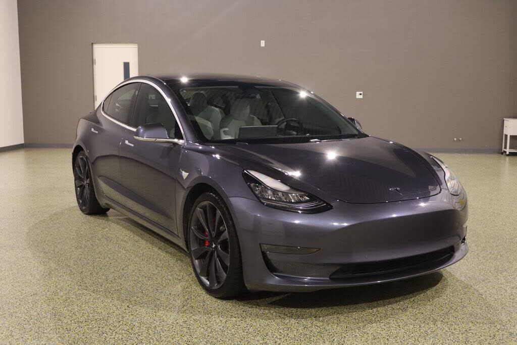 2020 TESLA Model 3