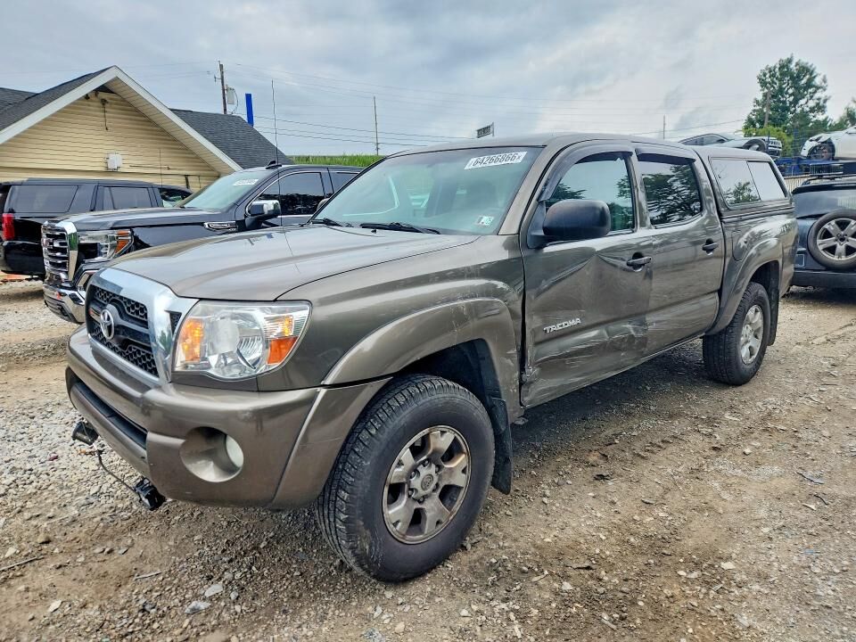 2011 TOYOTA Tacoma