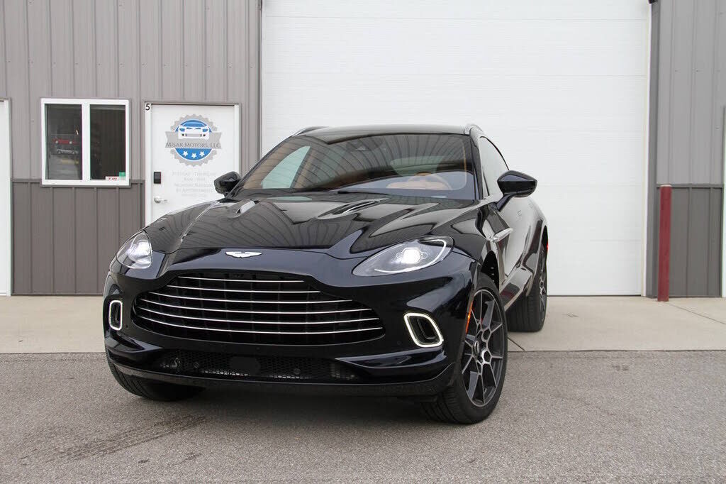 2022 ASTON MARTIN DBX